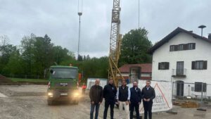 Feuerwehrhaus_Spatenstich_Merkur
